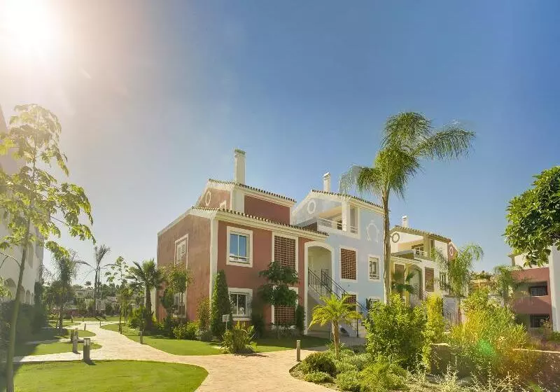 Cortijo Del Mar Resort