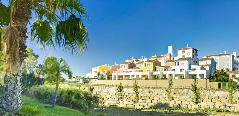 Cortijo Del Mar Resort