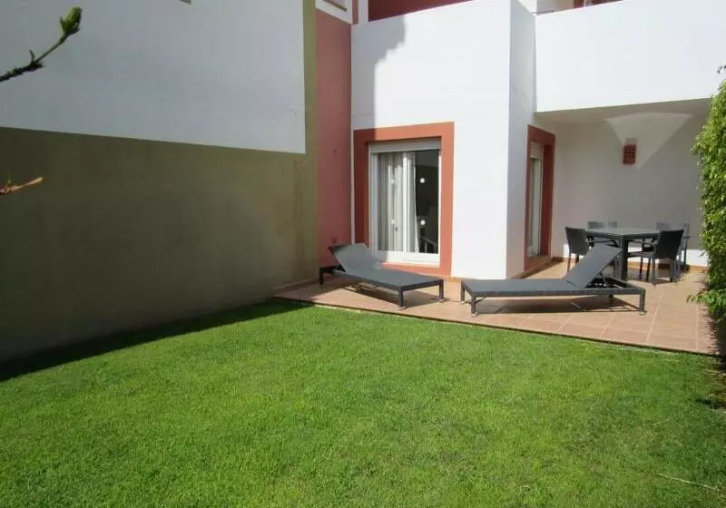 Cortijo Del Mar Resort