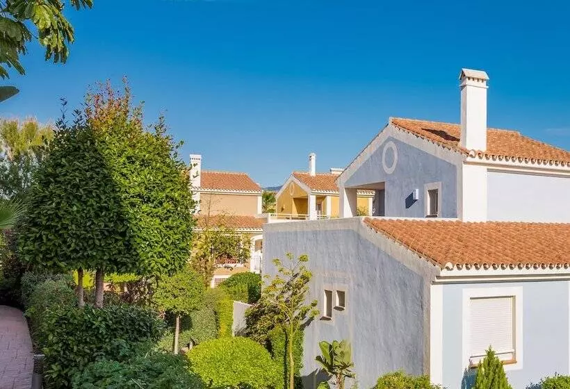 Cortijo Del Mar Resort