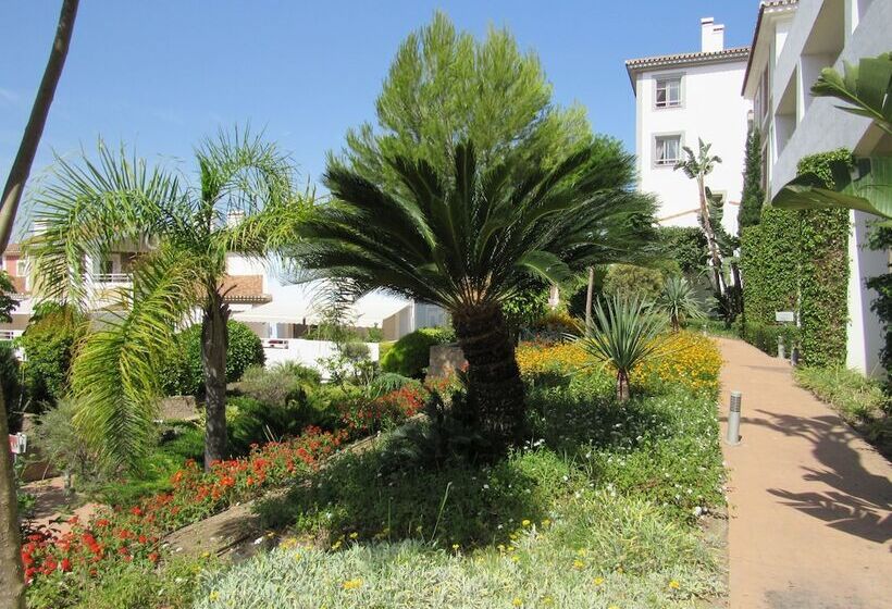 Cortijo Del Mar Resort