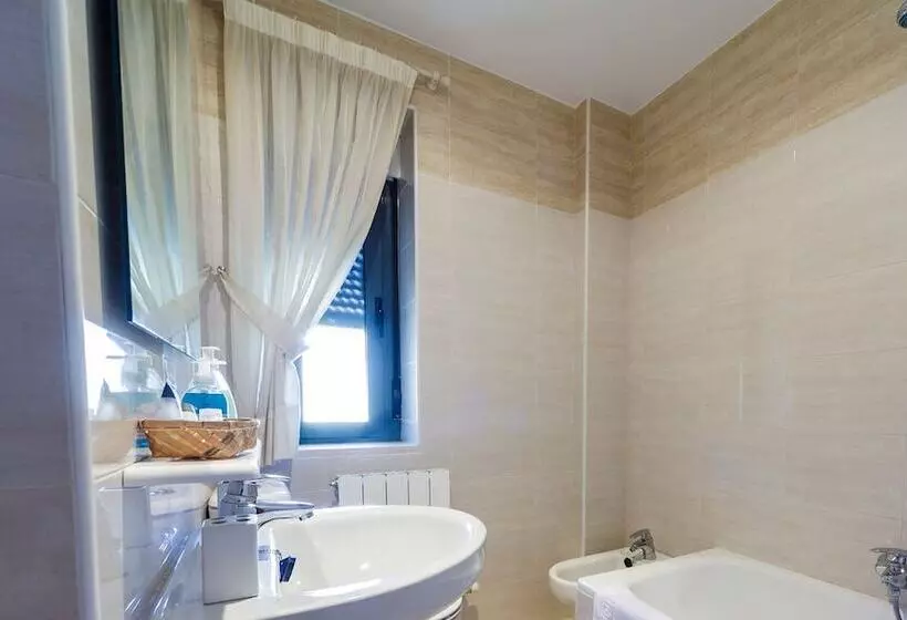 Сельский отель Rural La Consulta De Isar