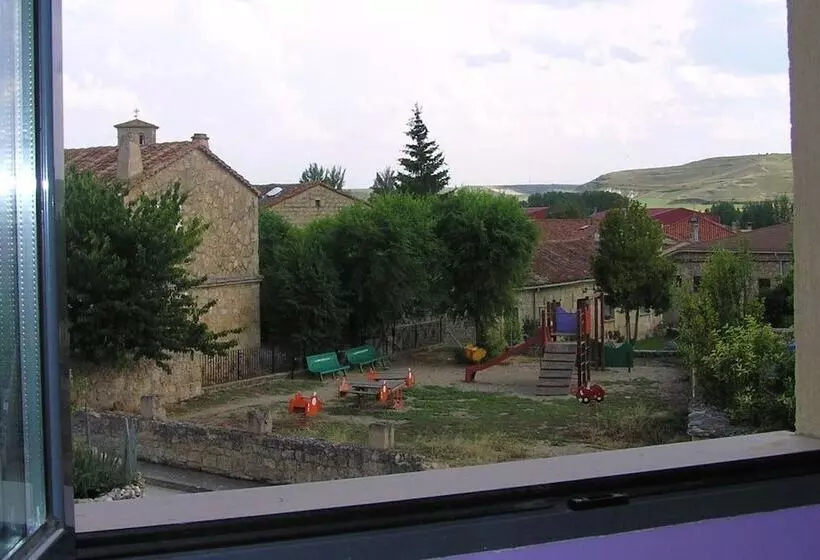 Сельский отель Rural La Consulta De Isar