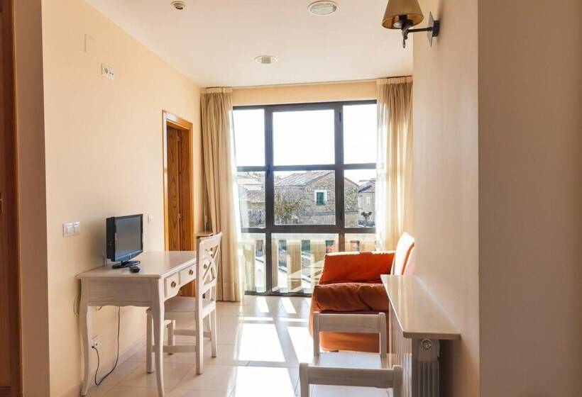 בית מלון כפרי Rural La Consulta De Isar