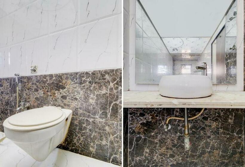 Hotel Collection O 83385  Yashmeera