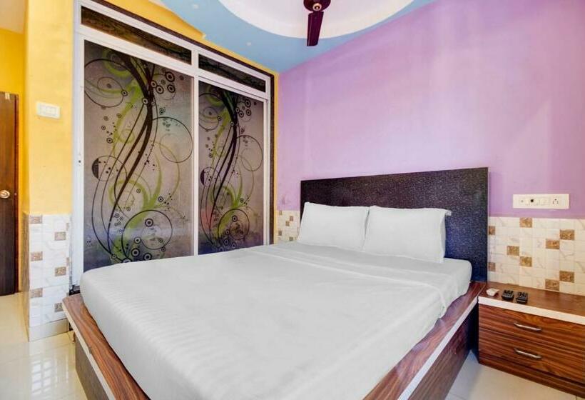 Hotel Collection O 83385  Yashmeera