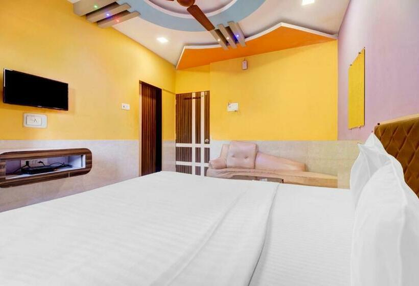 Hotel Collection O 83385  Yashmeera