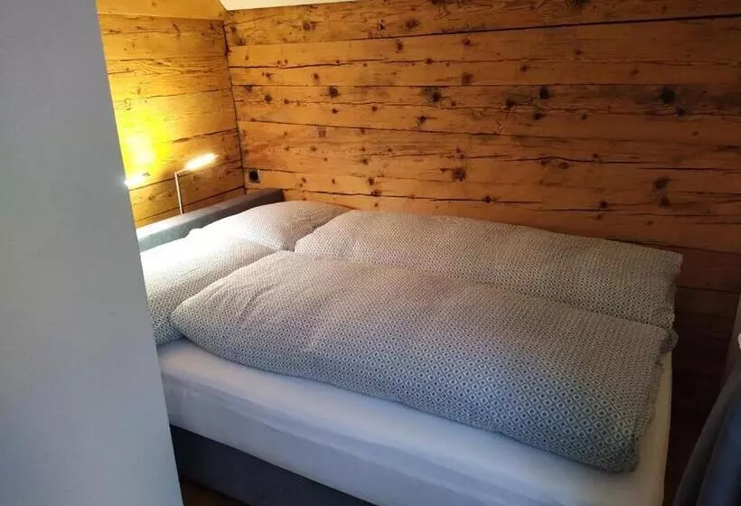 ホテル Gasthaus Meinradsberg