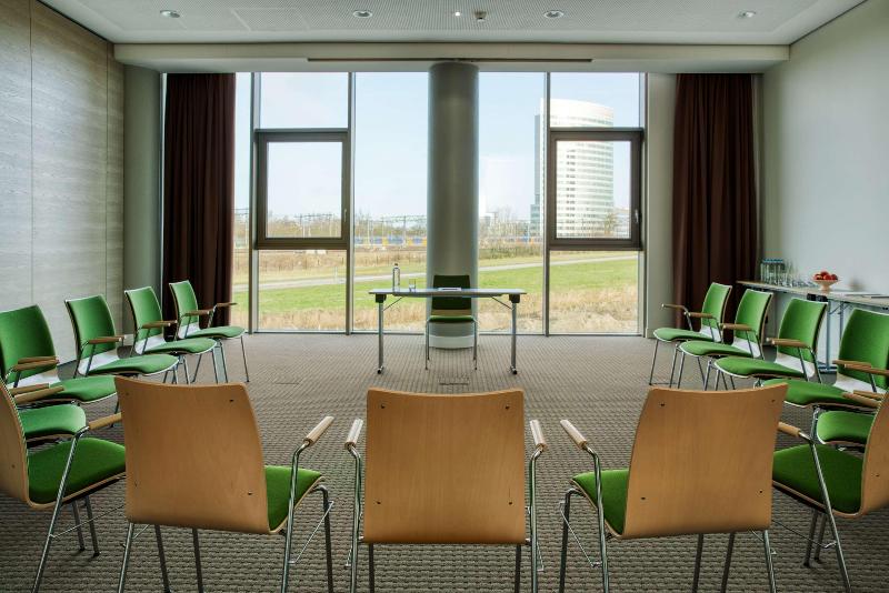 Intercityhotel Amsterdam Schiphol Airport