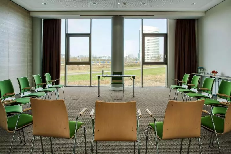 Intercityhotel Amsterdam Schiphol Airport