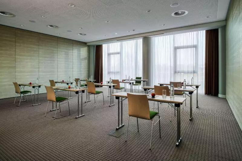 Intercityhotel Amsterdam Schiphol Airport