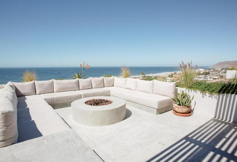 Topia Retreat  Sunset Suite