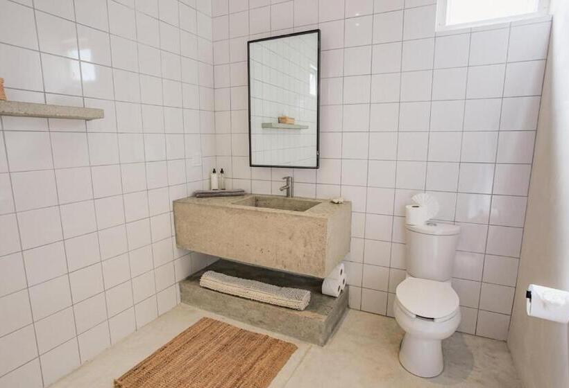 Topia Retreat  Sunset Suite