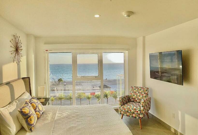 Ocean View Condo Overlooking The Caribbean Sea