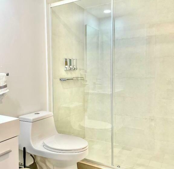 Ocean View Condo Overlooking The Caribbean Sea