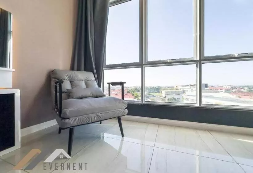 هتل Stirling Suites