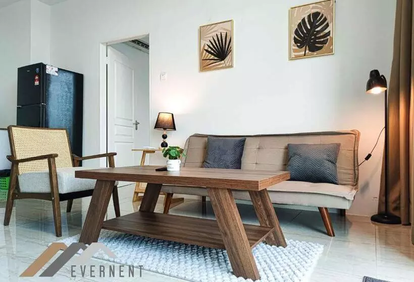 هتل Stirling Suites