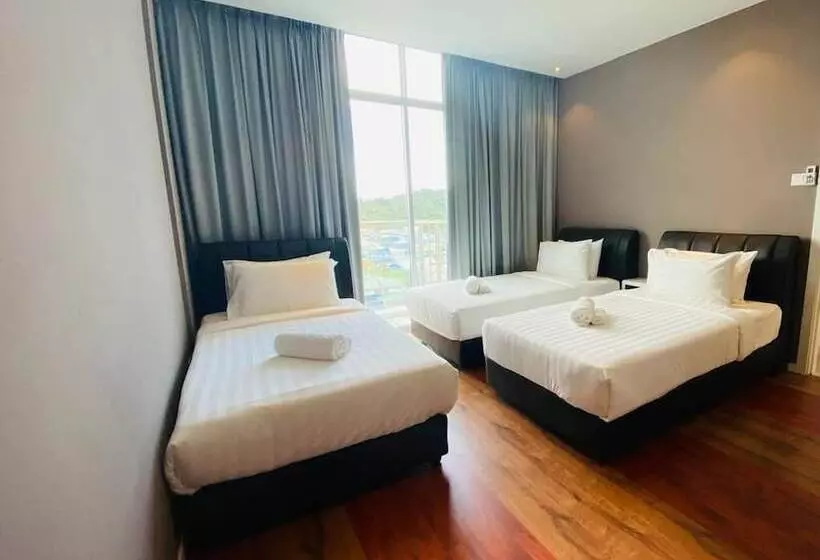 هتل Stirling Suites