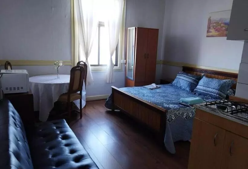 ペンション Hostal Estación Recreo
