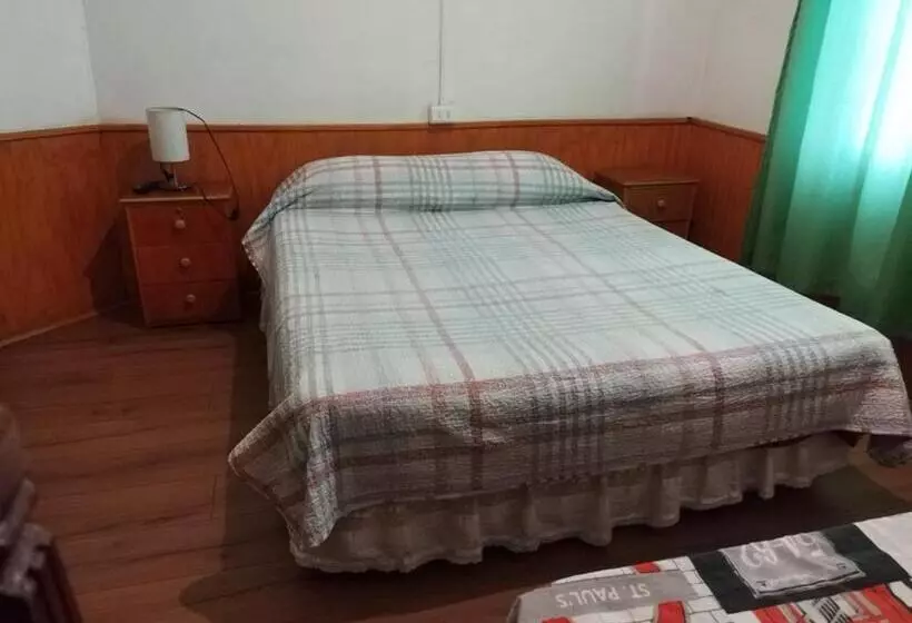 ペンション Hostal Estación Recreo