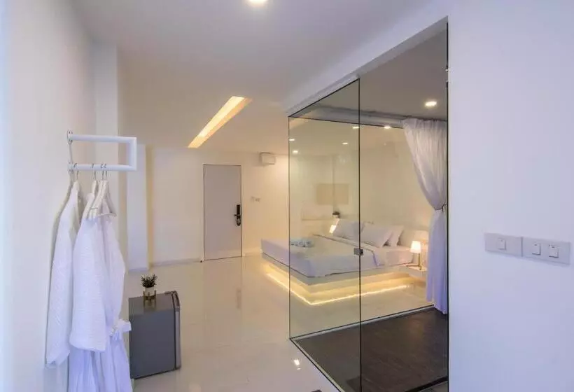 Thewhitehotel By Charoensri   Sha Extra Plus