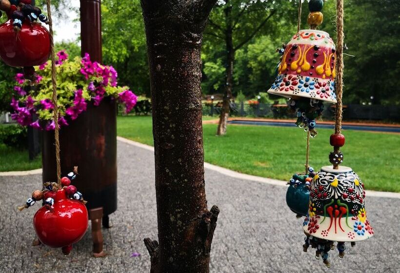 Hbs Boutique Hotel & Restaurant