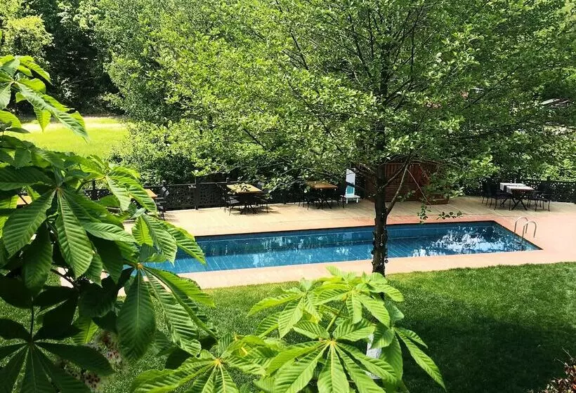 Hbs Boutique Hotel & Restaurant