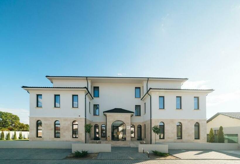 فندق Arn Boutique