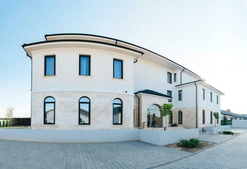 فندق Arn Boutique