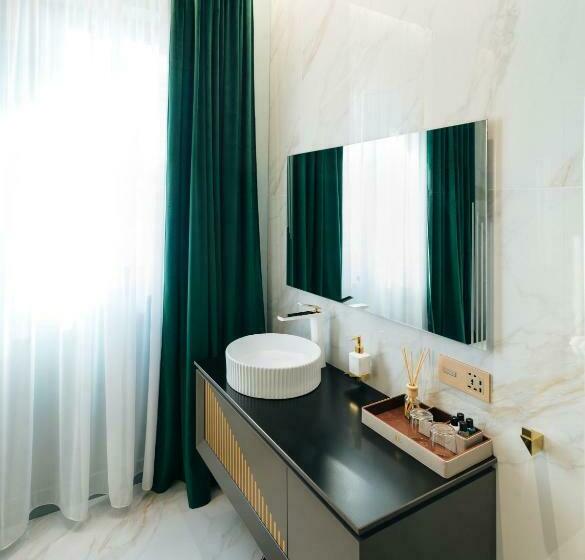 فندق Arn Boutique