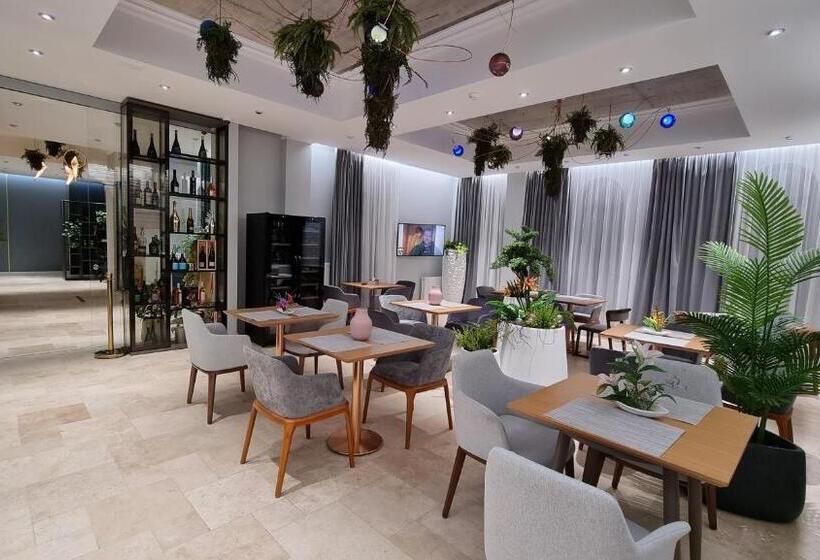 فندق Arn Boutique