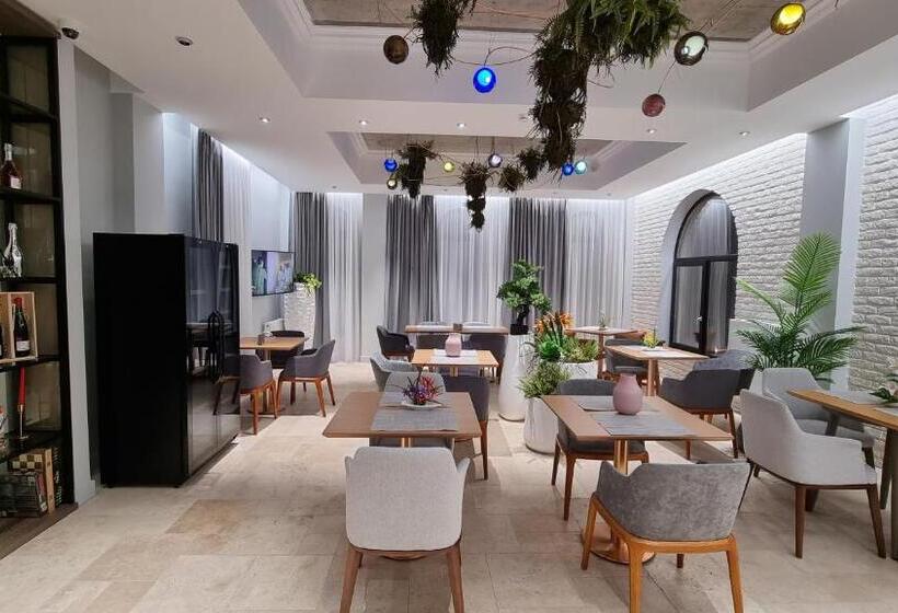 فندق Arn Boutique