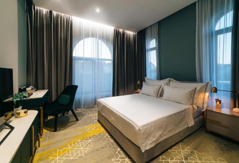 فندق Arn Boutique