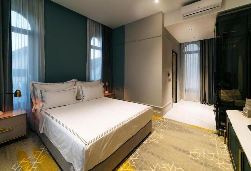 فندق Arn Boutique