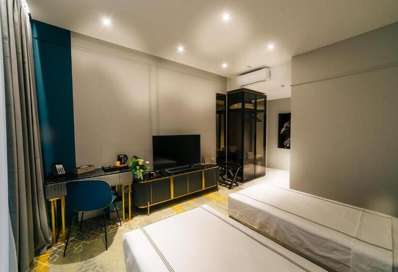 فندق Arn Boutique