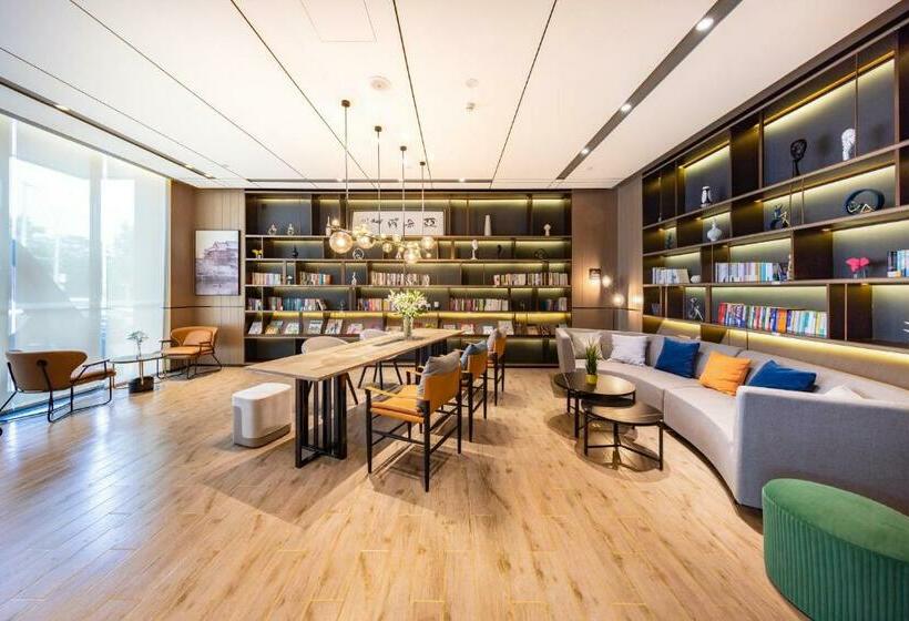 Atour Hotel Heze Ancient City Park