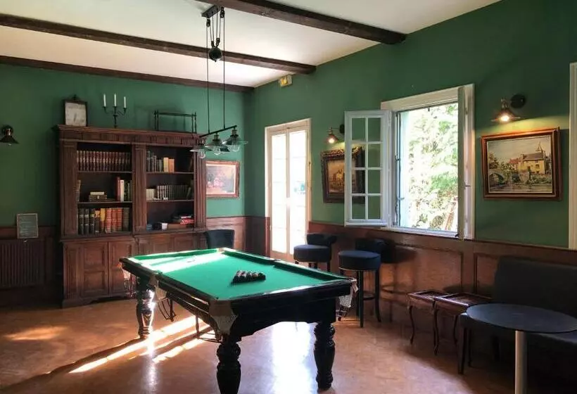 Hotelli Hôtel D’artiste