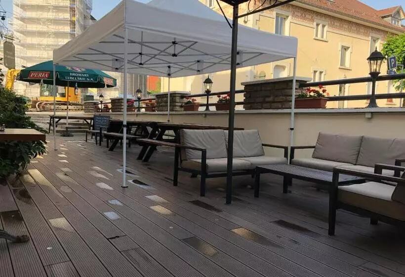 Hotelli Hôtel D’artiste