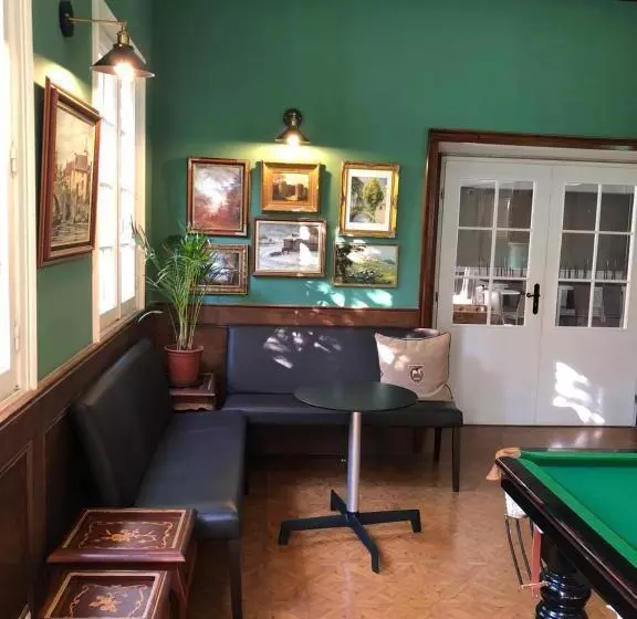 Hotelli Hôtel D’artiste