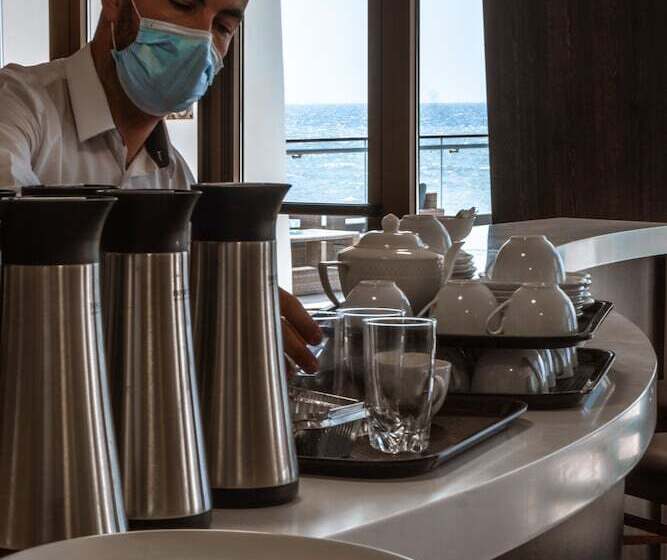 هتل Les Sables D Or