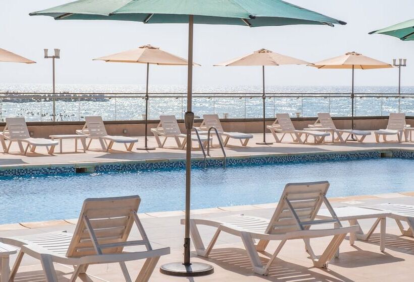 هتل Les Sables D Or