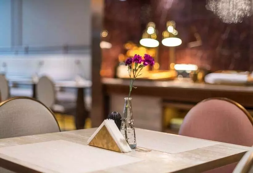 ホテル Mercure Qingdao Downtown