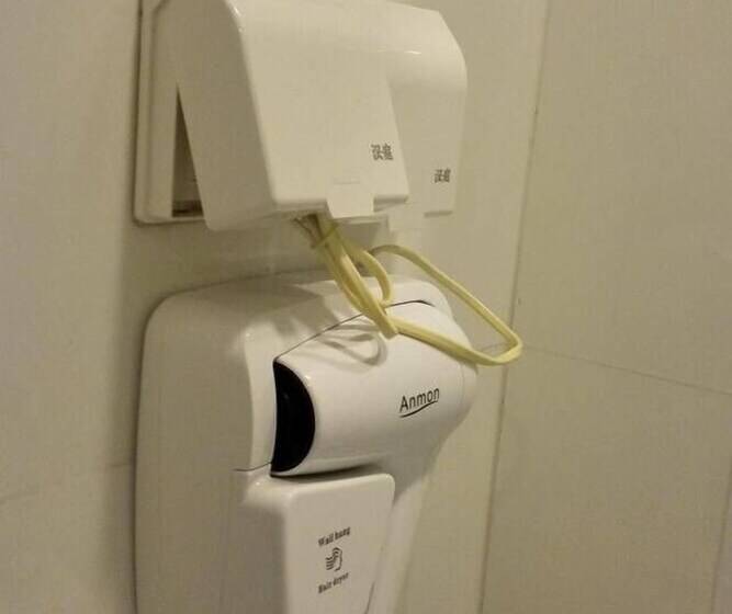 בית מלון כפרי Mercure Qingdao Downtown