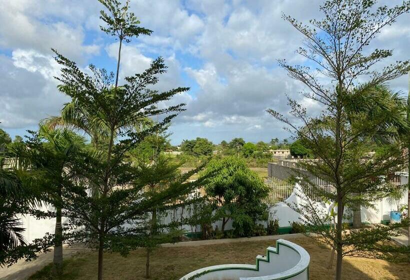 Mountain View Hotel And Bar Restaurant