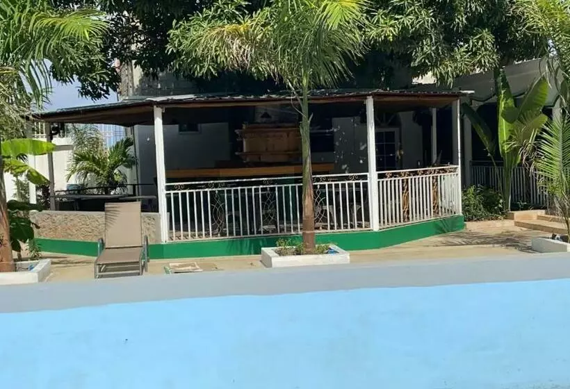 Mountain View Hotel And Bar Restaurant