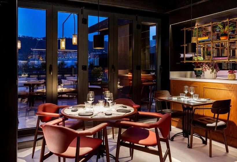 Hotel Radisson Collection Bilbao