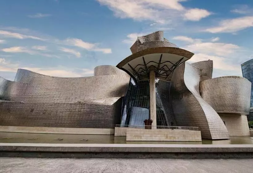 ホテル Radisson Collection Bilbao