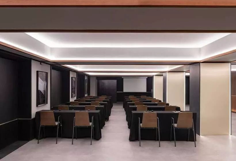 ホテル Radisson Collection Bilbao