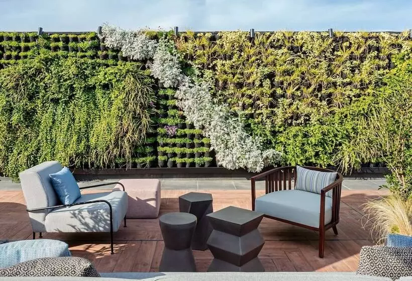 ホテル Radisson Collection Bilbao