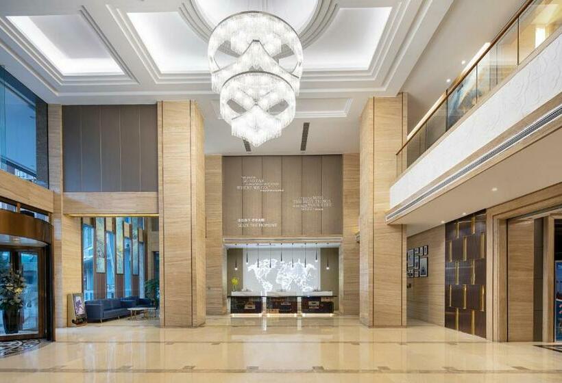 בית מלון כפרי Ramada By Wyndham Changsha Tianxin